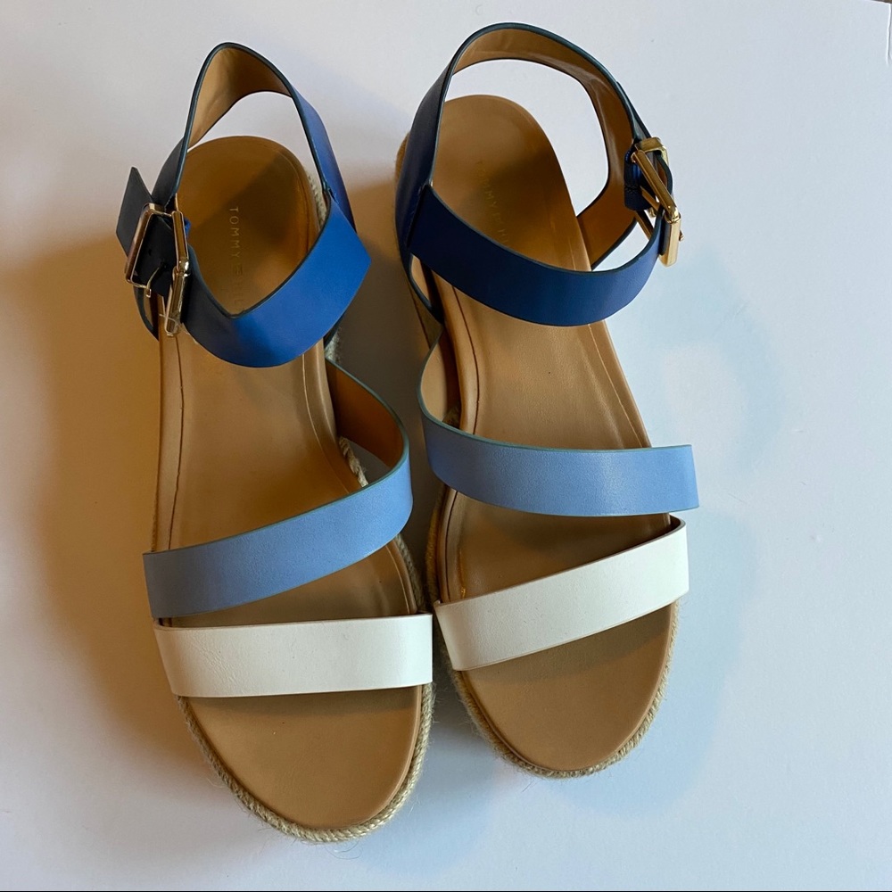 Th Sandals